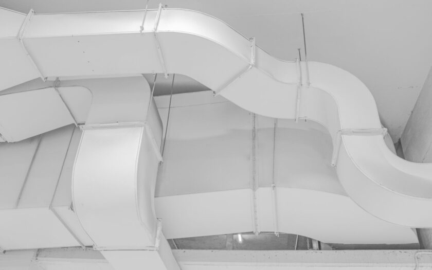 mitchell luo ralidqgjkbe unsplash Mechanische ventilatie vervangen: investeren in efficiëntie en luchtkwaliteit